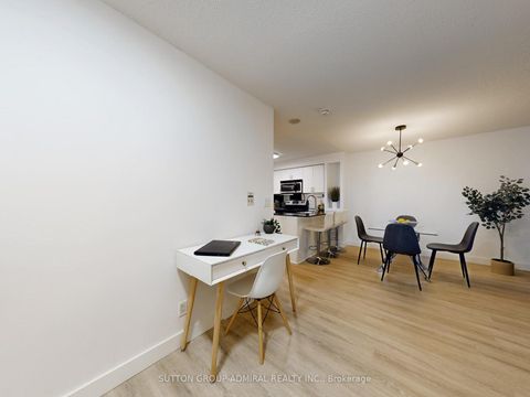 Photo 16 at 1005 - 212 Eglinton Avenue E, Mount Pleasant East, Toronto