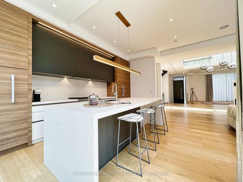 Photo 41 at 8 Tarlton Road, Forest Hill South, Toronto