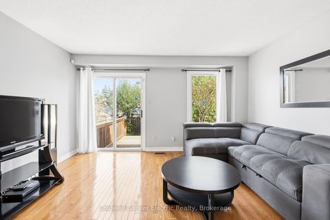 Photo 12 at 80 Plumrose Pathway, Malvern, Toronto