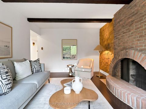 Photo 10 at 21 Longbow Square, Steeles, Toronto