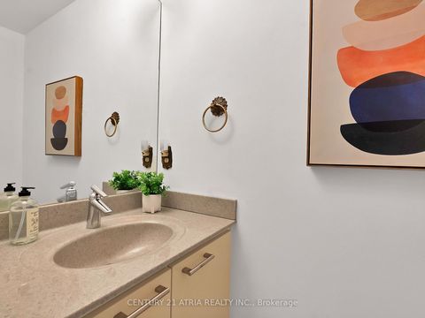 Photo 16 at 21 Longbow Square, Steeles, Toronto
