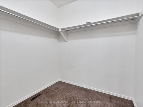 Photo 22 at 21 Longbow Square, Steeles, Toronto