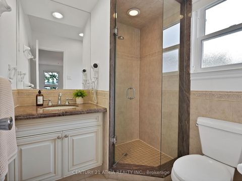 Photo 23 at 21 Longbow Square, Steeles, Toronto