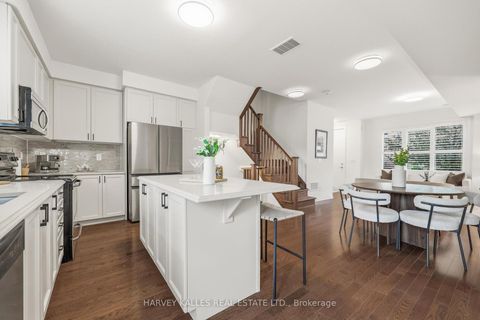 Photo 11 at 9 - 55 Thomas Mulholland Drive, CFB, Toronto