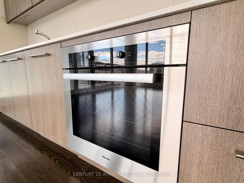 Photo 7 at 506 - 170 Avenue Road, Annex, Toronto