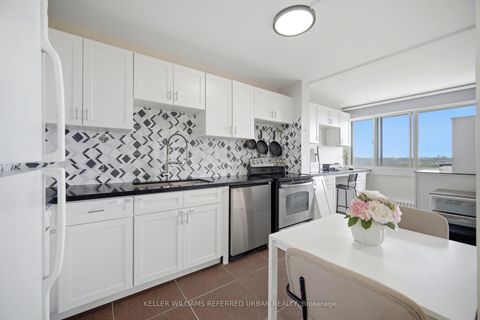 Photo 13 at 2204 - 715 Don Mills Road, Flemingdon Park, Toronto
