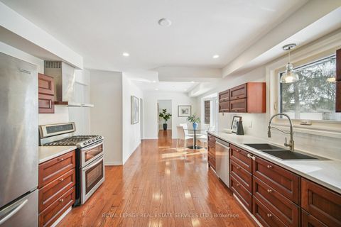 Photo 13 at 40 Stonemanse Court, Woburn, Toronto