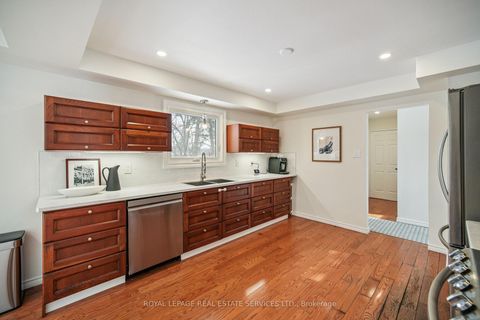 Photo 15 at 40 Stonemanse Court, Woburn, Toronto