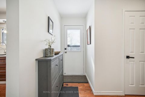 Photo 16 at 40 Stonemanse Court, Woburn, Toronto