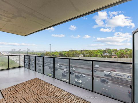 Photo 10 at 903 - 85 McMahon Drive, Bayview Village, Toronto