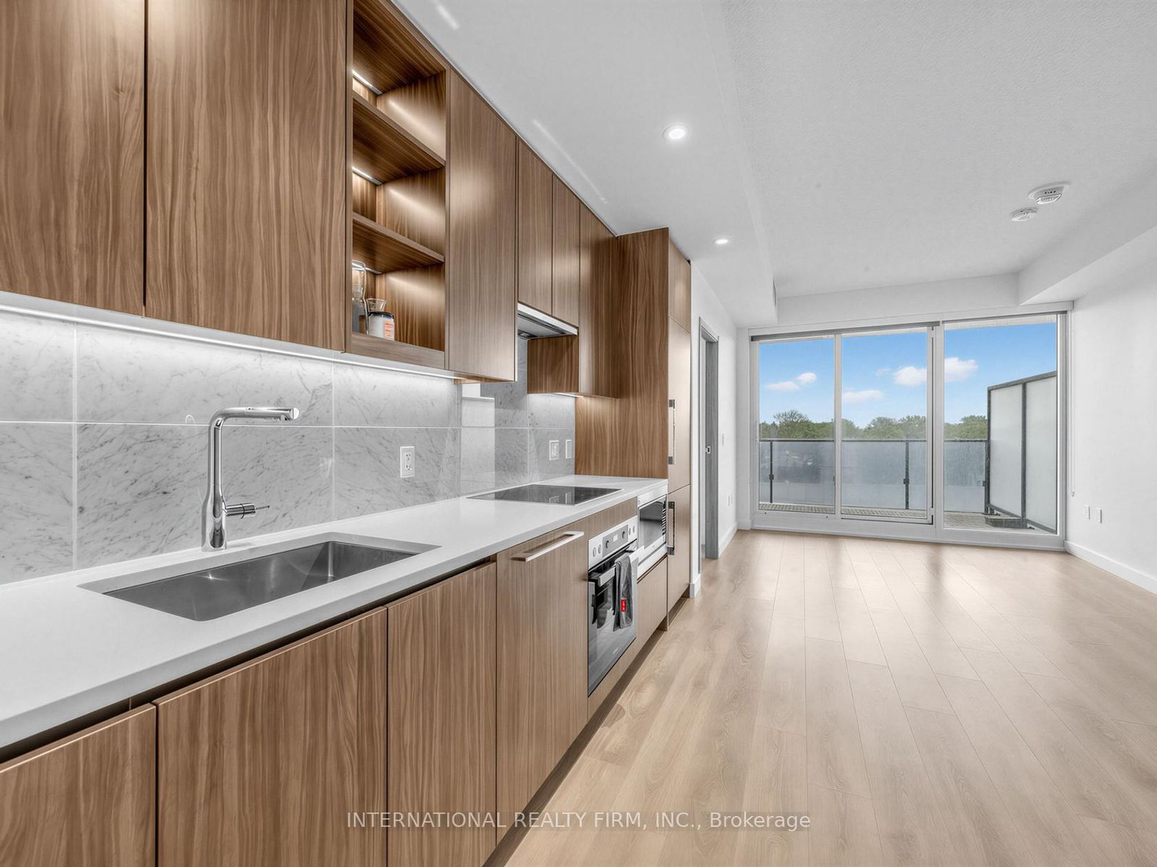 903 - 85 McMahon Drive, Bayview Village, Toronto 