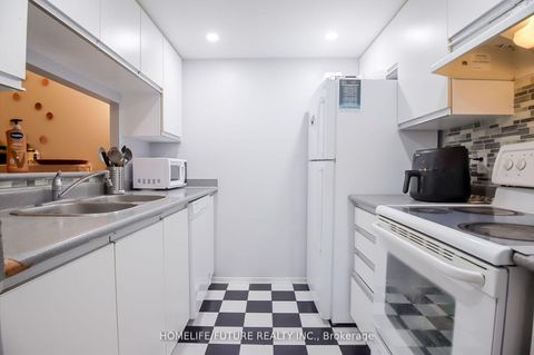 Photo 27 at 816 - 2550 Lawrence Avenue E, Dorset Park, Toronto