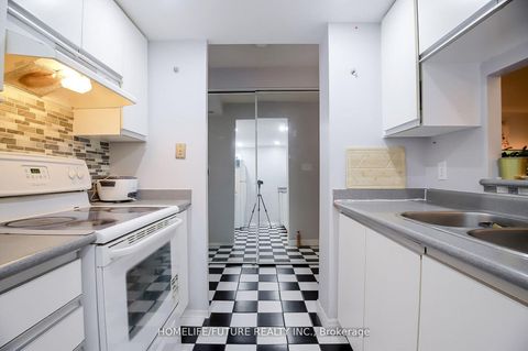 Photo 31 at 816 - 2550 Lawrence Avenue E, Dorset Park, Toronto