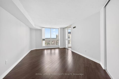 Photo 17 at 1805 - 10 Kenneth Avenue, Willowdale East, Toronto