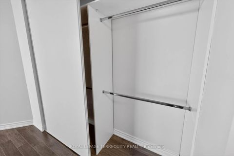 Photo 20 at 1805 - 10 Kenneth Avenue, Willowdale East, Toronto