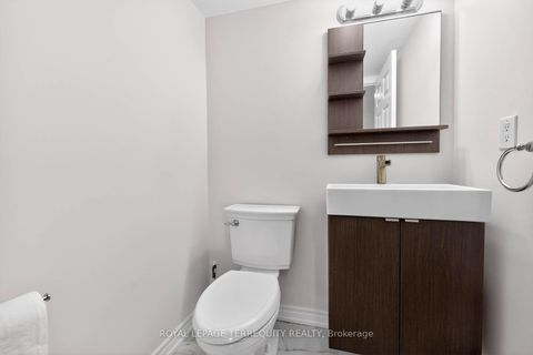 Photo 34 at 1805 - 10 Kenneth Avenue, Willowdale East, Toronto