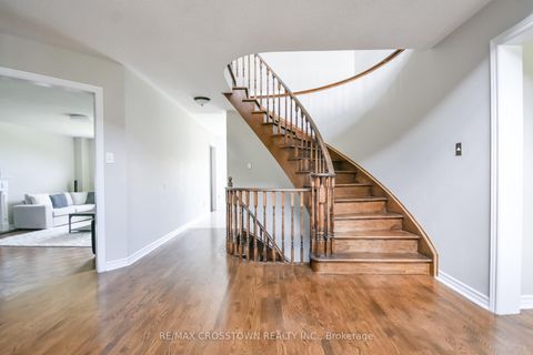 Photo 4 at 116 Esther Drive, Painswick South, Barrie