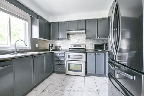 Photo 10 at 116 Esther Drive, Painswick South, Barrie