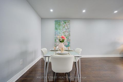 Photo 11 at 1906 - 390 Dixon Road, The Westway, Toronto
