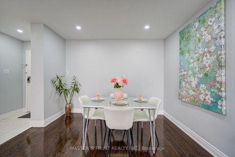 Photo 12 at 1906 - 390 Dixon Road, The Westway, Toronto