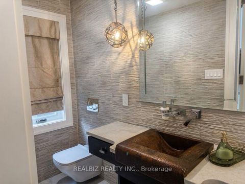 Photo 9 at 39 Hemford Crescent, Don Mills, Toronto