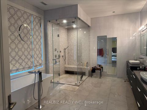 Photo 13 at 39 Hemford Crescent, Don Mills, Toronto