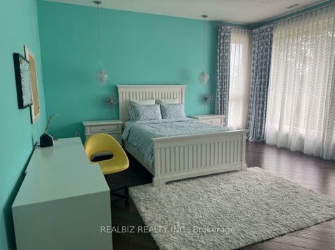 Photo 17 at 39 Hemford Crescent, Don Mills, Toronto