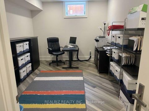 Photo 19 at 39 Hemford Crescent, Don Mills, Toronto