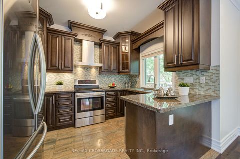 Photo 12 at 24 Lynn Road, Cliffside, Toronto
