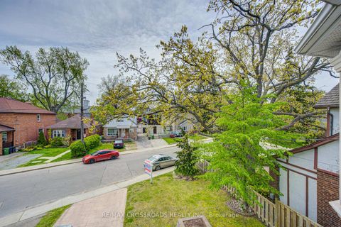 Photo 20 at 24 Lynn Road, Cliffside, Toronto
