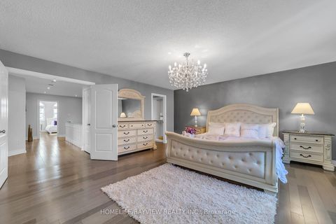 Photo 19 at 99 Red Cardinal Trail, Oak Ridges, Richmond Hill