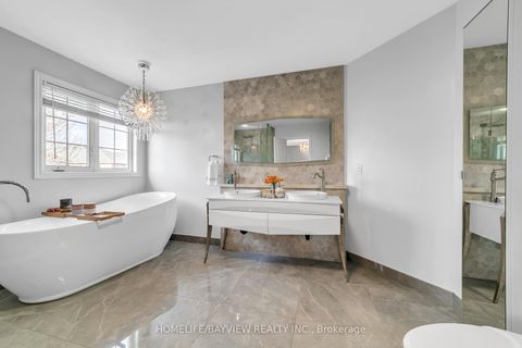 Photo 21 at 99 Red Cardinal Trail, Oak Ridges, Richmond Hill