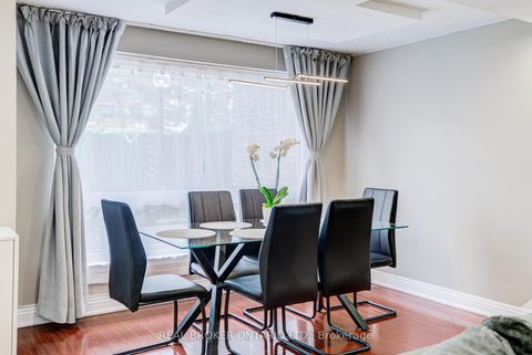Photo 7 at 62 - 130 Ling Road, West Hill, Toronto