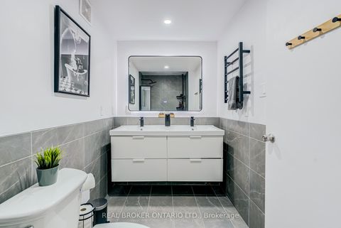 Photo 19 at 62 - 130 Ling Road, West Hill, Toronto