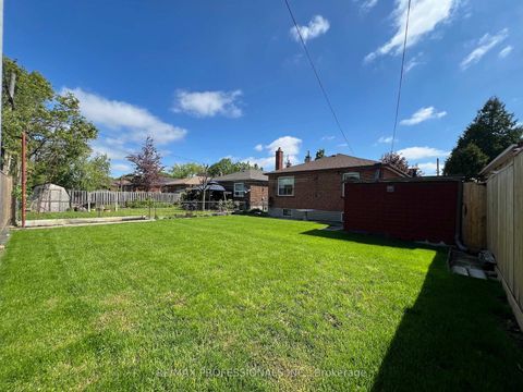 Photo 47 at 4 VAUXHALL Drive, Dorset Park, Toronto