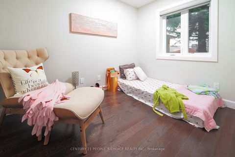 Photo 10 at 37 Bentworth Avenue, Glen Park, Toronto