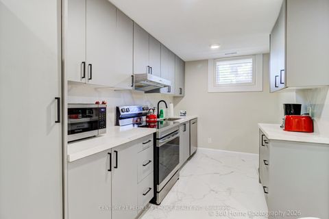 Photo 26 at 37 Bentworth Avenue, Glen Park, Toronto