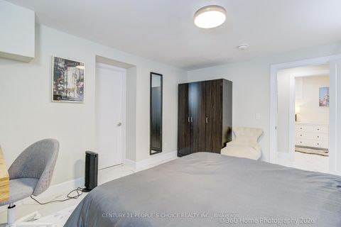 Photo 34 at 37 Bentworth Avenue, Glen Park, Toronto