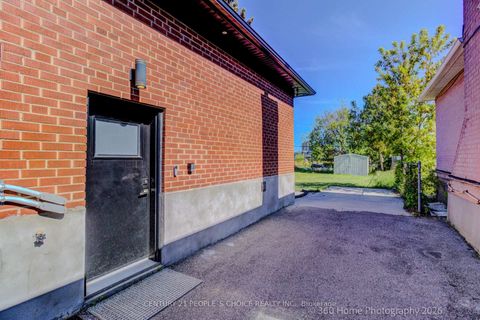 Photo 36 at 37 Bentworth Avenue, Glen Park, Toronto