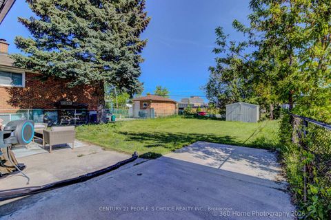 Photo 37 at 37 Bentworth Avenue, Glen Park, Toronto