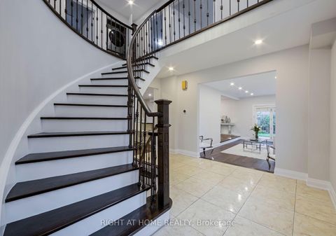 Photo 3 at 1 Tiffany Gate, South Richvale, Richmond Hill
