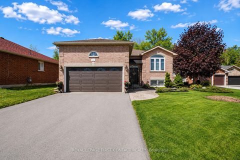 Photo 1 at 163 Emms Drive, Holly, Barrie