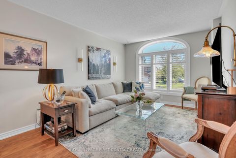 Photo 3 at 163 Emms Drive, Holly, Barrie