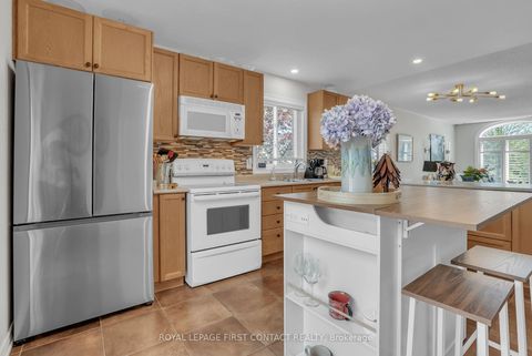 Photo 11 at 163 Emms Drive, Holly, Barrie