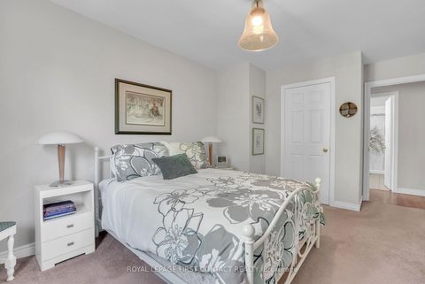 Photo 24 at 163 Emms Drive, Holly, Barrie