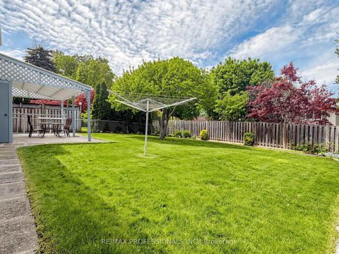 Photo 31 at 14 Widdicombe Hill, Richview, Toronto