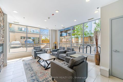 Photo 5 at 403 - 2464 Weston Road, Weston, Toronto