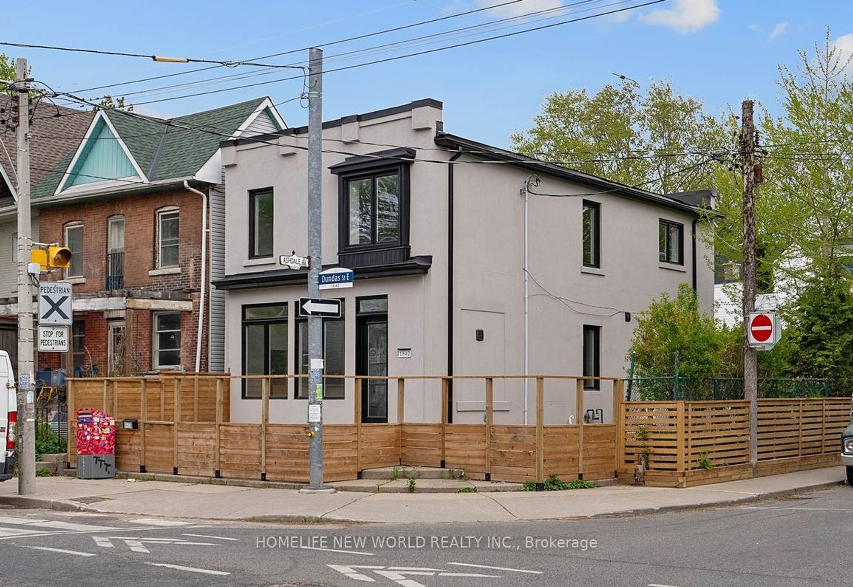 1842 Dundas Street E, Coxwell, Toronto photo 4