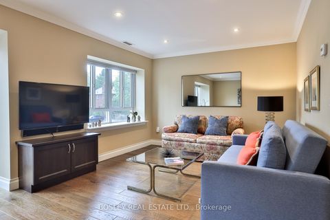 Photo 14 at 203 - 1387 Bayview Avenue, Leaside, Toronto