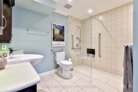 Photo 19 at 203 - 1387 Bayview Avenue, Leaside, Toronto